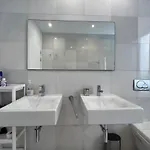 شقة Luxury In Bahia Del Duque By Altamarhomes *