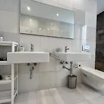 Luxury In Bahia Del Duque By Altamarhomes شقة أذيخي