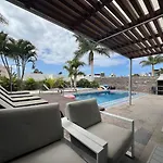 Luxury In Bahia Del Duque By Altamarhomes * أذيخي