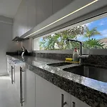 شقة Luxury In Bahia Del Duque By Altamarhomes *